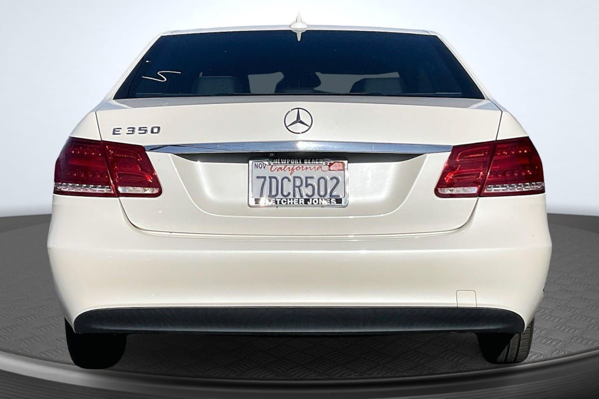 Used 2014 Mercedes-Benz E 350 Sedan image 4