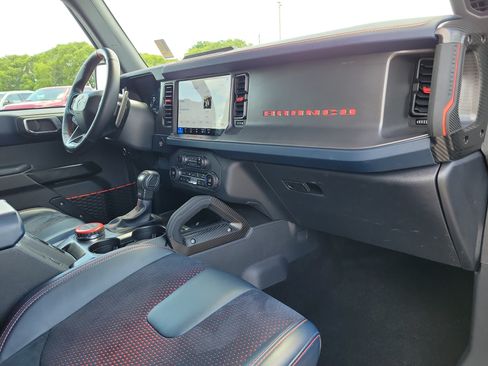 Used 2025 Ford Bronco Raptor w/ Interior Carbon Fiber Pack AWD/4WD image 19