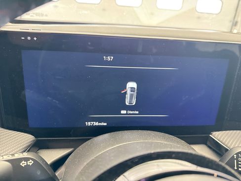 Used 2025 Nissan Kicks SR AWD/4WD image 9