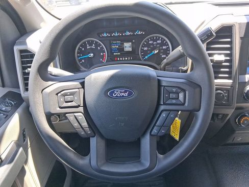 Used 2022 Ford F250 XL w/ Power Equipment Group AWD/4WD image 14