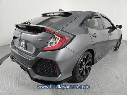 Used 2017 Honda Civic Sport image 7