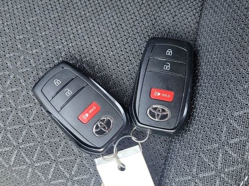 Certified 2025 Toyota 4Runner SR5 RWD image 38