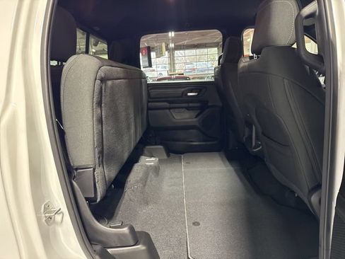 New 2026 RAM 1500 Express AWD/4WD image 46