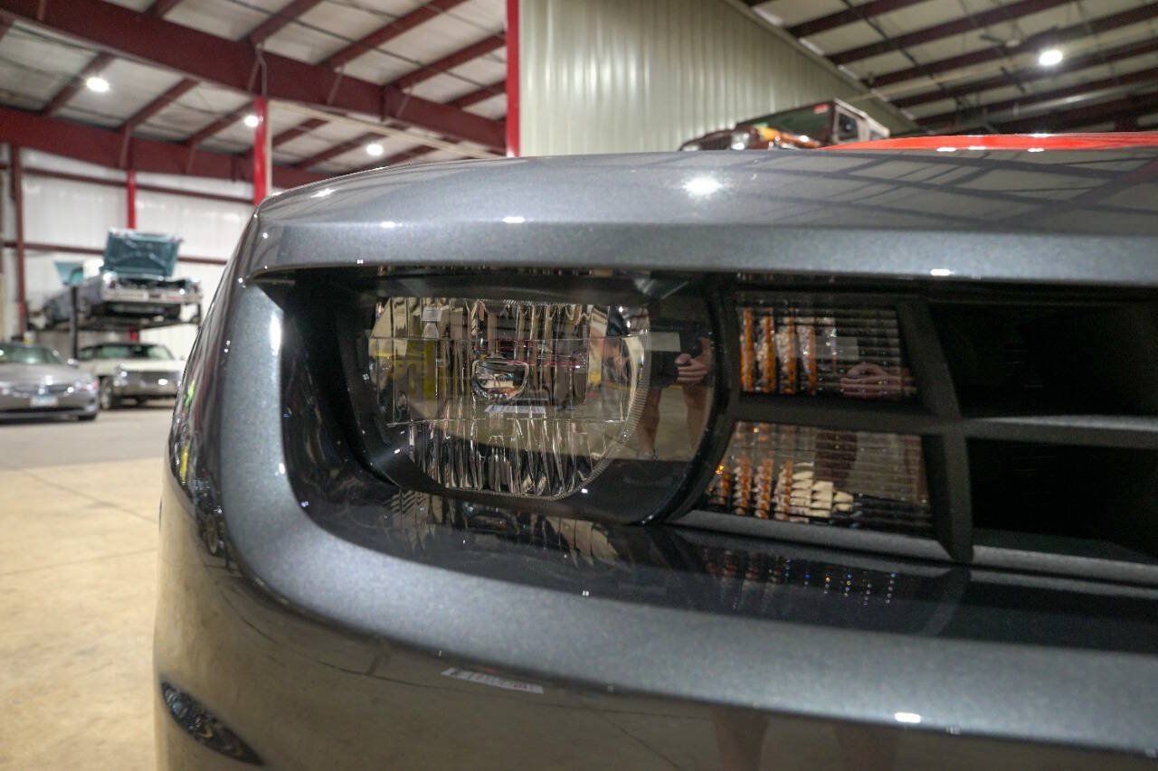 Used 2010 Chevrolet Camaro SS RWD image 30