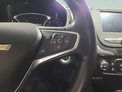 Used 2020 Chevrolet Equinox LT FWD image 28