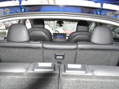 Used 2024 Tesla Model Y Long Range AWD/4WD image 13