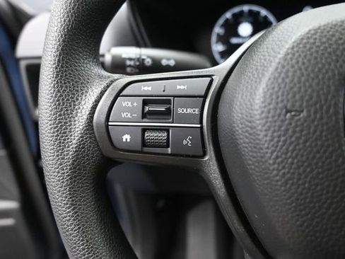 Certified 2025 Honda CR-V EX image 6