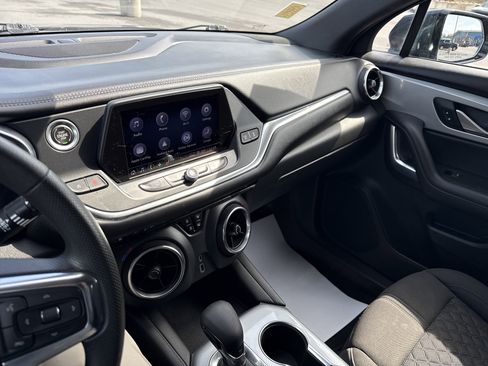 Used 2022 Chevrolet Blazer LT image 24