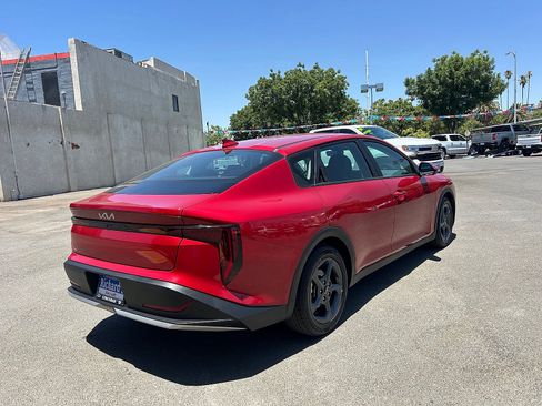 Used 2025 Kia K4 FWD image 3