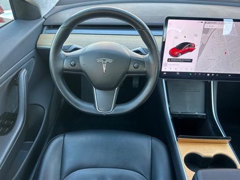 Used 2017 Tesla Model 3 Long Range image 15