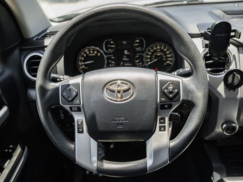 Used 2019 Toyota Tundra SR5 w/ SR5 Upgrade Package AWD/4WD image 32