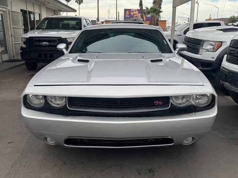 Used 2012 Dodge Challenger R/T image 3