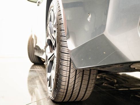 Used 2025 BMW 330i xDrive Sedan image 42