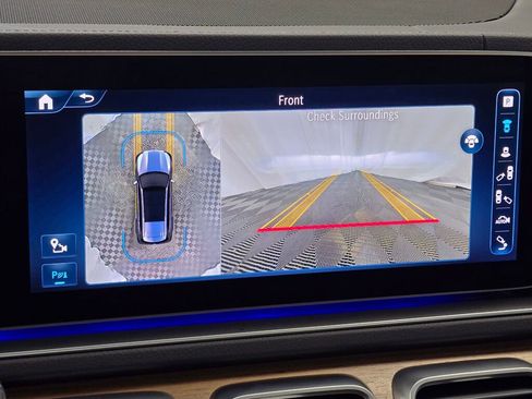 Used 2024 Mercedes-Benz GLS 450 4MATIC image 42