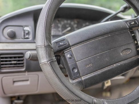 Used 1995 Ford Bronco XLT AWD/4WD image 31