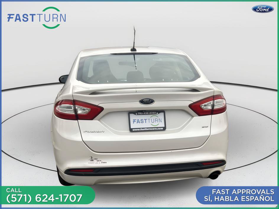 Used 2015 Ford Fusion SE w/ Equipment Group 201A FWD image 13