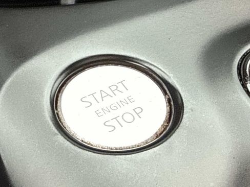 Used 2019 INFINITI QX50 Essential w/ Premium Heat Package image 8