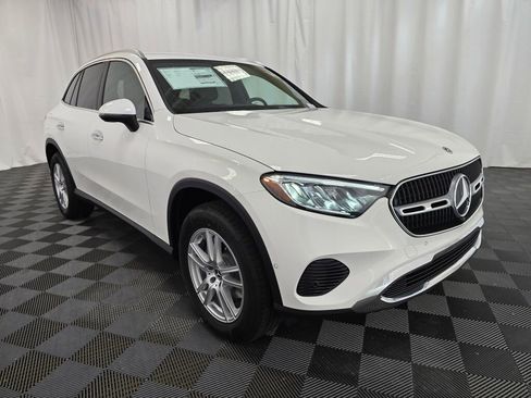 New 2025 Mercedes-Benz GLC 300 4MATIC image 9