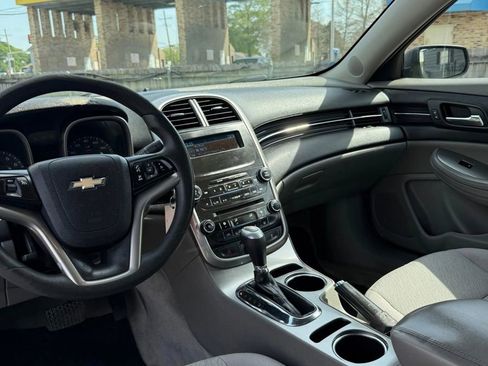 Used 2015 Chevrolet Malibu LS w/ Protection Package image 17