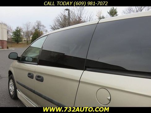 Used 2005 Dodge Grand Caravan SE w/ Popular Equipment Group I image 26