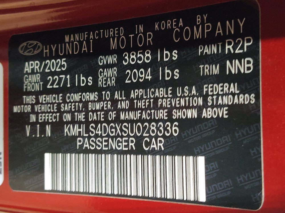 Used 2025 Hyundai Elantra SEL FWD image 33