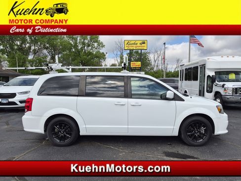 Used 2019 Dodge Grand Caravan SE FWD image 1