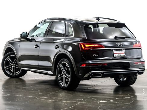 Used 2024 Audi Q5 e Premium Plus image 11