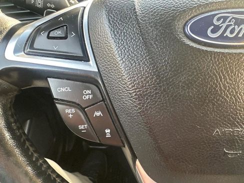 Used 2019 Ford Edge Titanium w/ Equipment Group 301A AWD/4WD image 37