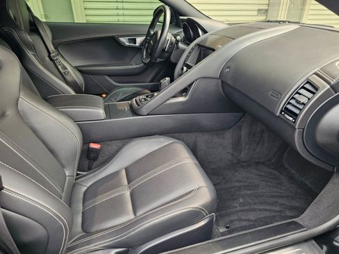 Used 2016 Jaguar F-TYPE R AWD/4WD image 9