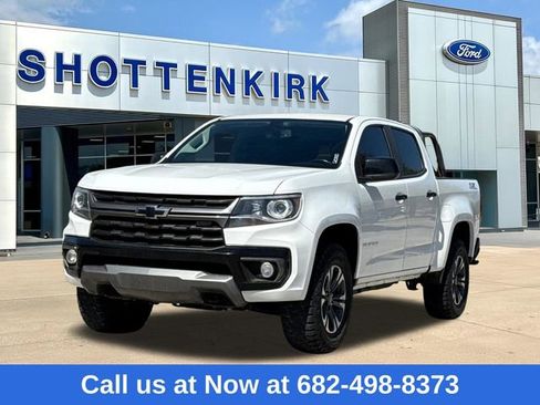 Used 2022 Chevrolet Colorado Z71 image 3