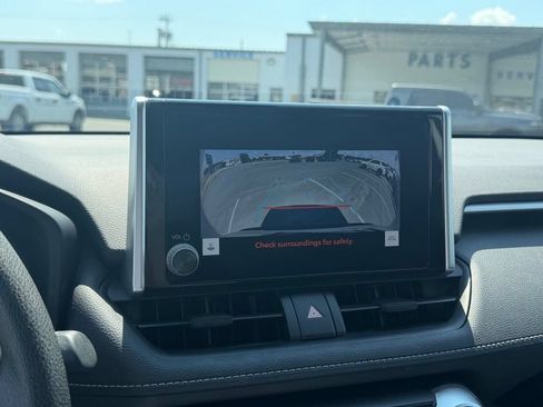 Used 2023 Toyota RAV4 XLE FWD image 22