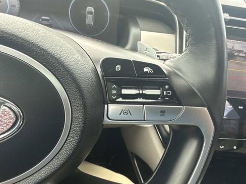 Used 2023 Hyundai Tucson Limited image 33