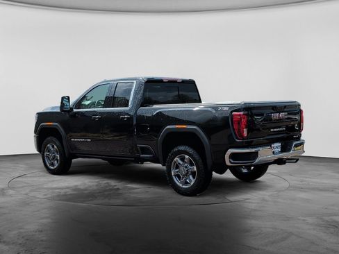 Used 2026 GMC Sierra 2500 SLE w/ SLE Value Package; AWD/4WD image 5