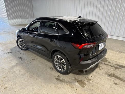 Used 2024 Ford Escape Platinum image 38