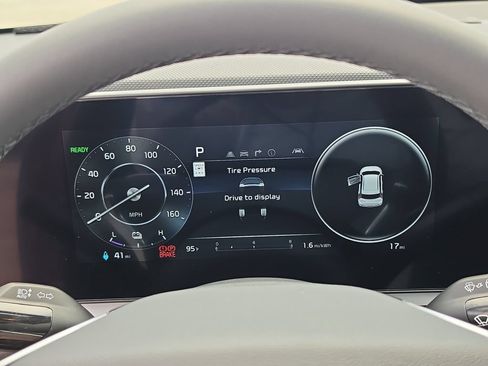 New 2026 Kia Niro Wind FWD image 33
