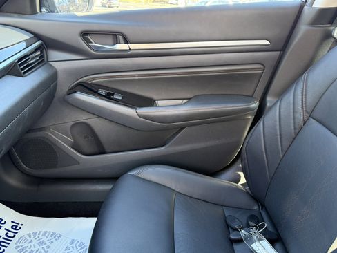 Certified 2023 Nissan Altima 2.5 SR w/ SR Premium Package image 18