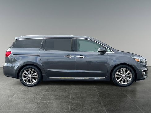 Used 2018 Kia Sedona SX Limited FWD image 10