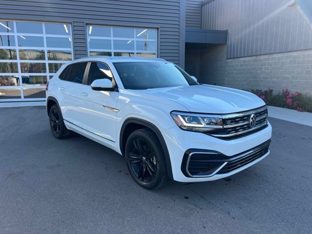 Used 2021 Volkswagen Atlas Cross Sport SE AWD/4WD image 3