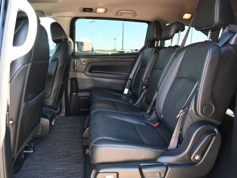 Used 2024 Honda Odyssey EX-L image 18