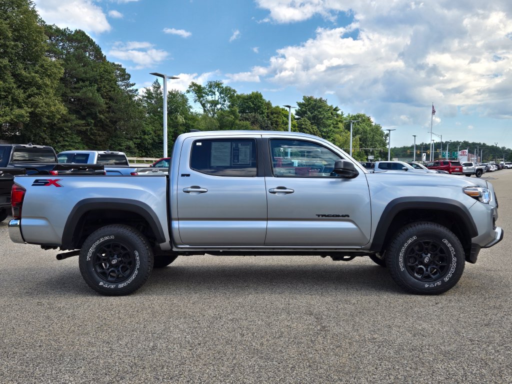Used 2023 Toyota Tacoma SR5 w/ SX Package AWD/4WD image 7