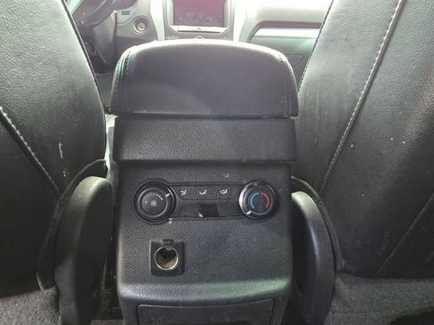 Used 2012 Ford Explorer XLT FWD image 15