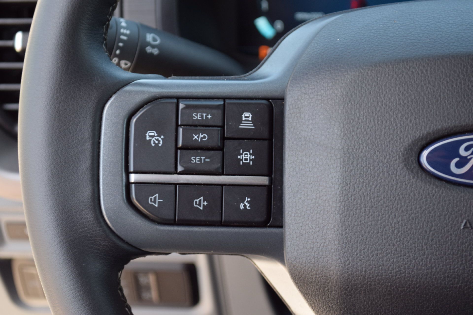 Used 2024 Ford F150 XLT w/ Equipment Group 302A MID AWD/4WD image 8