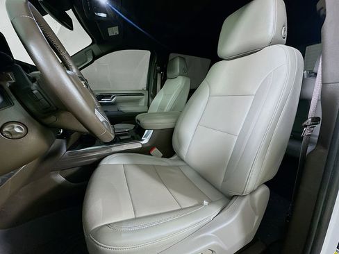 Used 2023 Chevrolet Silverado 1500 LTZ image 15