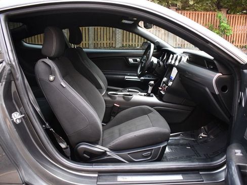 Used 2020 Ford Mustang GT w/ Equipment Group 301A image 27