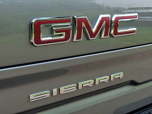 New 2026 GMC Sierra 1500 AT4 w/ AT4 Premium Package AWD/4WD image 15