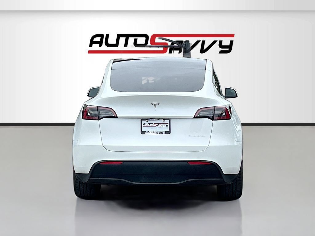 Used 2023 Tesla Model Y Long Range AWD/4WD image 7