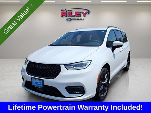 Used 2023 Chrysler Pacifica Touring-L w/ S Appearance Package AWD/4WD image 1
