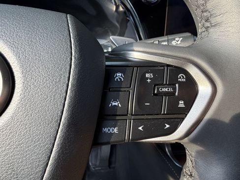 Used 2025 Lexus RX 350 Premium w/ Accessory Package AWD/4WD image 19