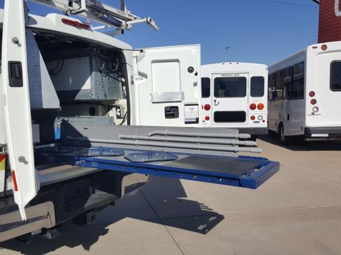 Used 2015 Ford F250 XL w/ Power Equipment Group image 11