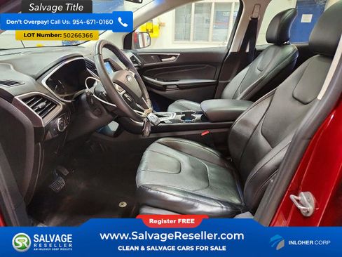 Used 2016 Ford Edge Titanium w/ Equipment Group 302A AWD/4WD image 9